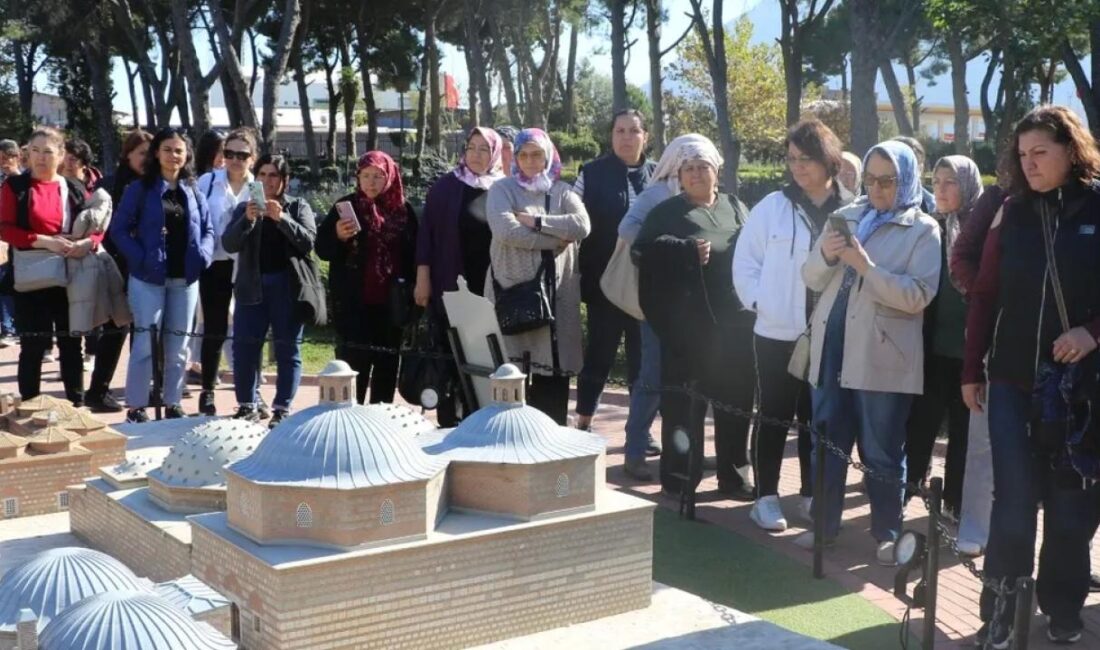 Manisa Büyükşehir Belediyesi, sosyal belediyecilik anlayışı ile kadınların sosyal yaşamla