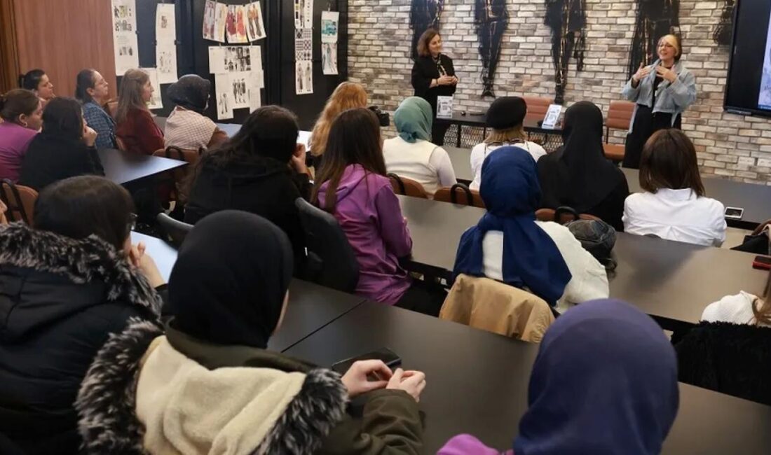 Kocaeli Büyükşehir Belediyesi, moda sektörüne adım atacak genç yetenekleri sektörün