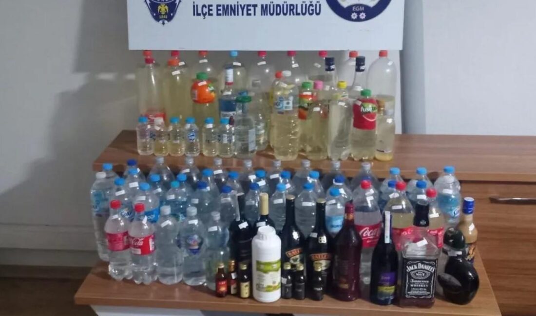 Bursa'nın Mudanya ilçesi Güzelyalı Mahallesi'nde kaçak alkolleri bisikleti ile satmaya