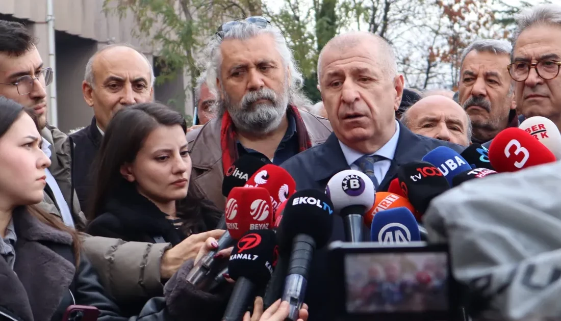 CHP'nin 7. Genel Başkanı Kemal Kılıçdaroğlu'nun yargılandığı davasına desteğe giden
