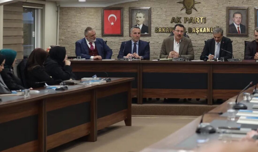Sakarya Büyükşehir Belediye Başkanı Yusuf Alemdar, AK Parti İl Başkanı