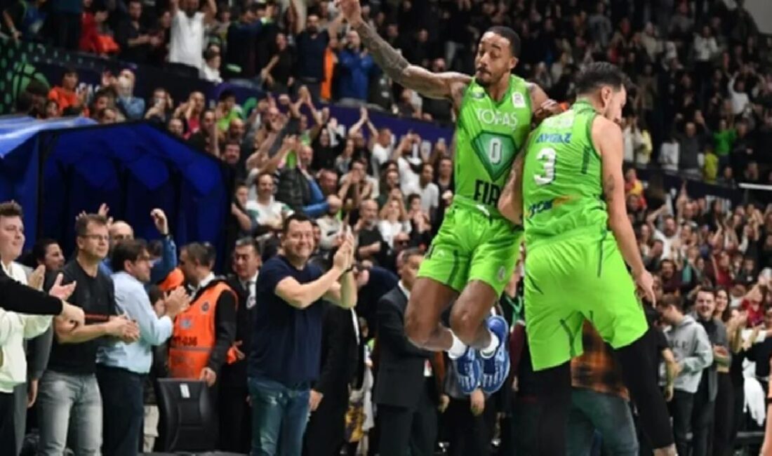 TOFAŞ Basketbol Takımı, ligin 9. haftasında sahasında Anadolu Efes’i 77-70’lik
