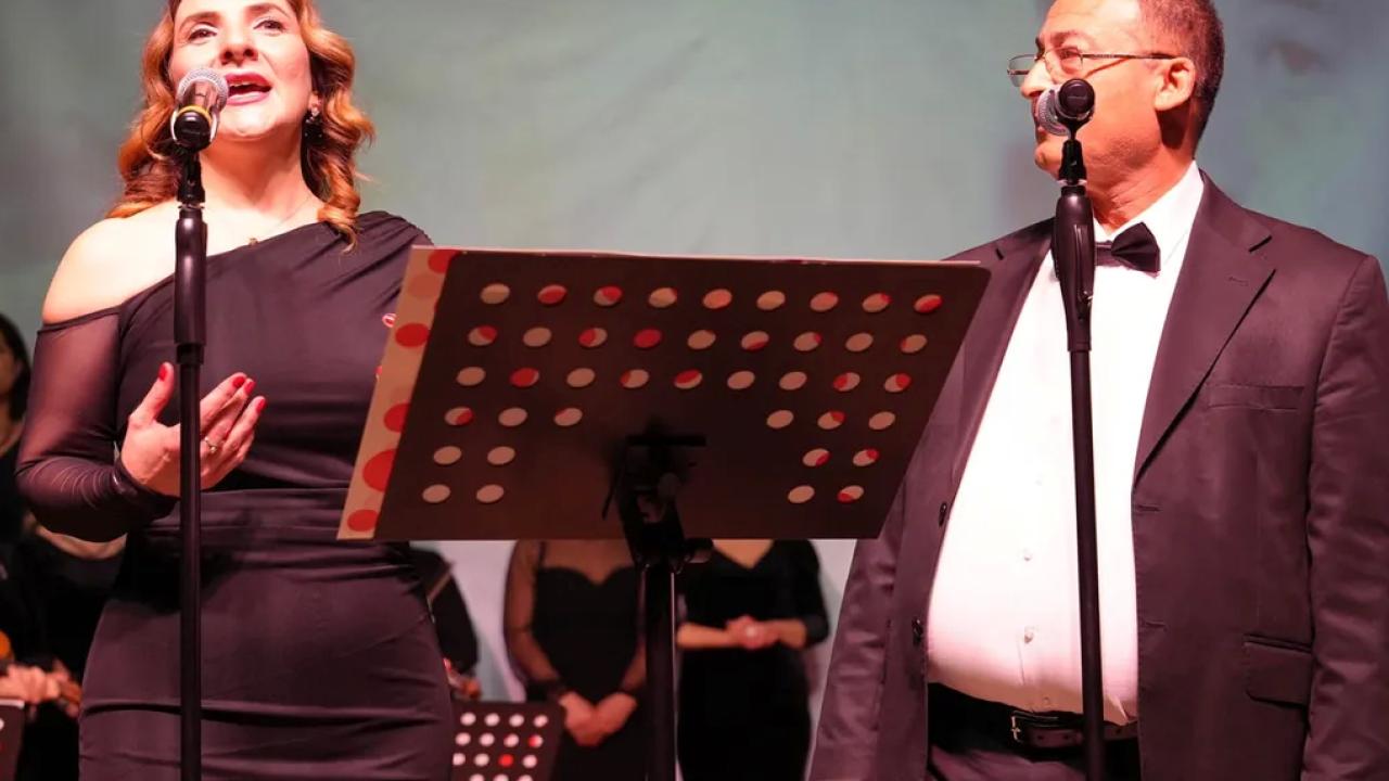 Zeki Müren sevilen şarkılarıyla anıldı 1