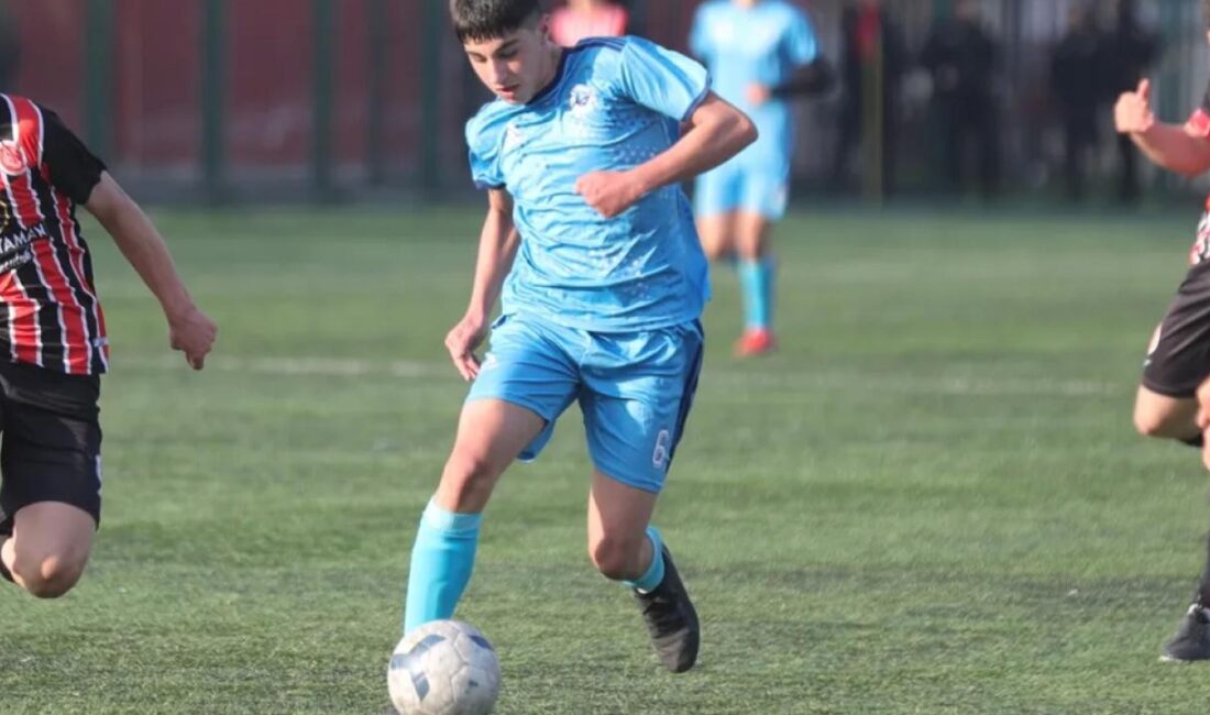 Bursa Gemlik Belediyespor U16 Takımı, sahasında oynadığı Bursa Ahıska Spor