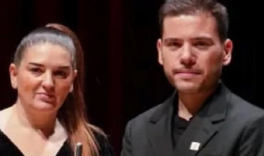 İstanbul Bakırköy’de iş çıkışı konserleri devam ediyor İstanbul Bakırköy Belediyesi’nin vatandaşları İBB Kent Orkestraları ile bir araya