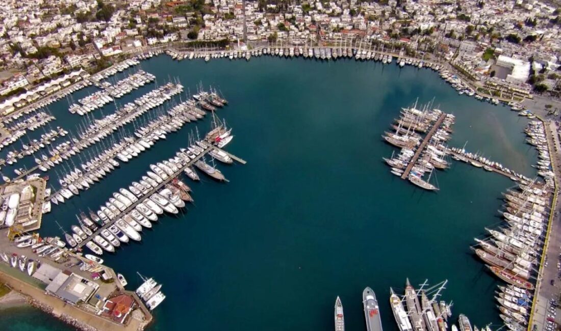 Muğla Büyükşehir Belediyesi Başkanı ve Kıyı Ege Belediyeler Birliği Başkanı