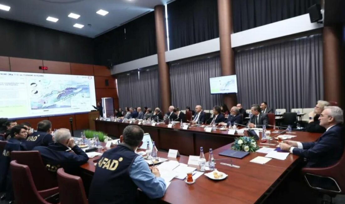 AFAD, Ege Denizi’nde meydana gelen deprem fırtınası dolayısıyla, ”Santorini Adası