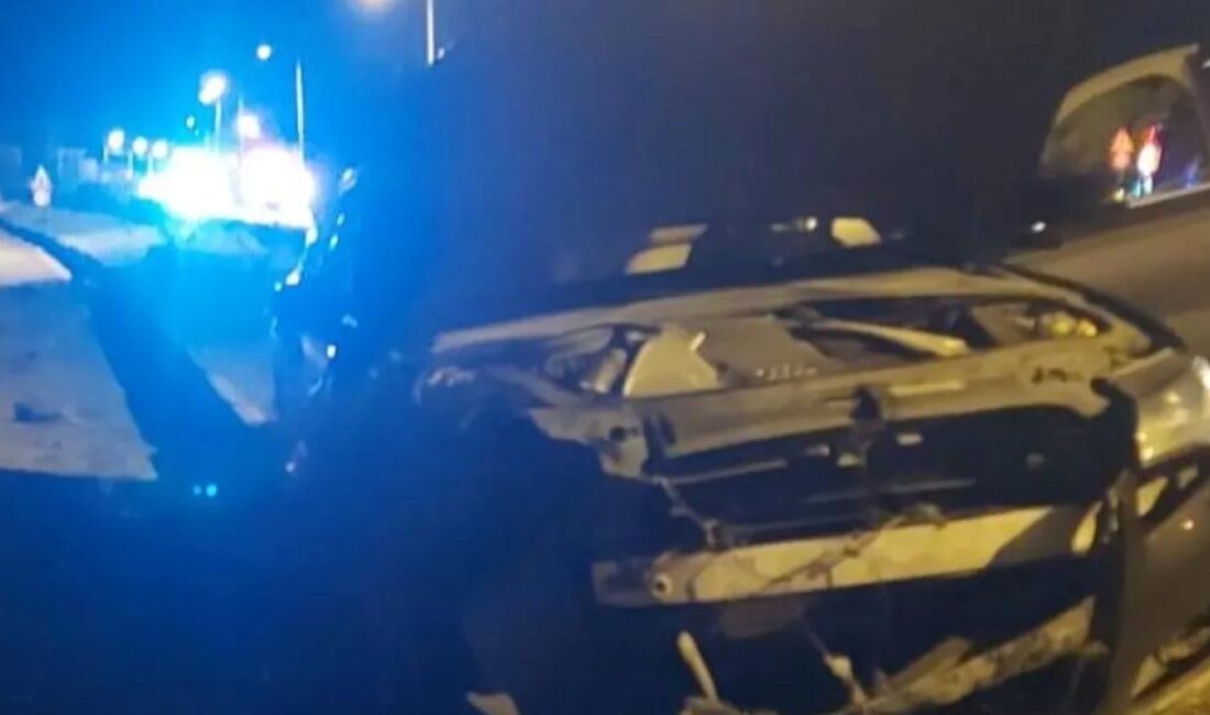 Antalya'nın Finike ilçesinde meydana gelen trafik kazasında, 07 BKV 666