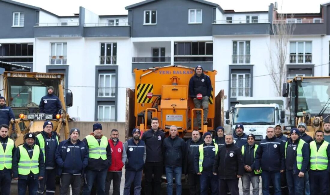 Bursa Gemlik Belediyesi, yaklaşan kar yağışı öncesinde ilçede herhangi bir