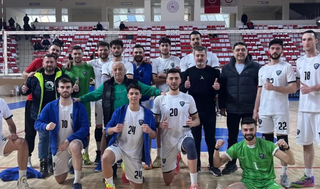 Bursa Karacabey Belediyespor Voleybol takımı, Eskişehir’de düzenlenen TVF 2. Ligi