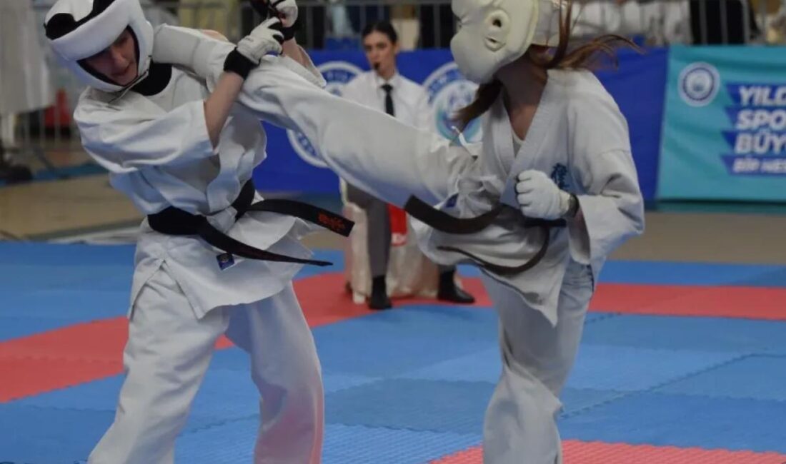 Bursa Yıldırım Belediyesi’nin Bursa’nın sporda parlayan yüzü Naim Süleymanoğlu Spor
