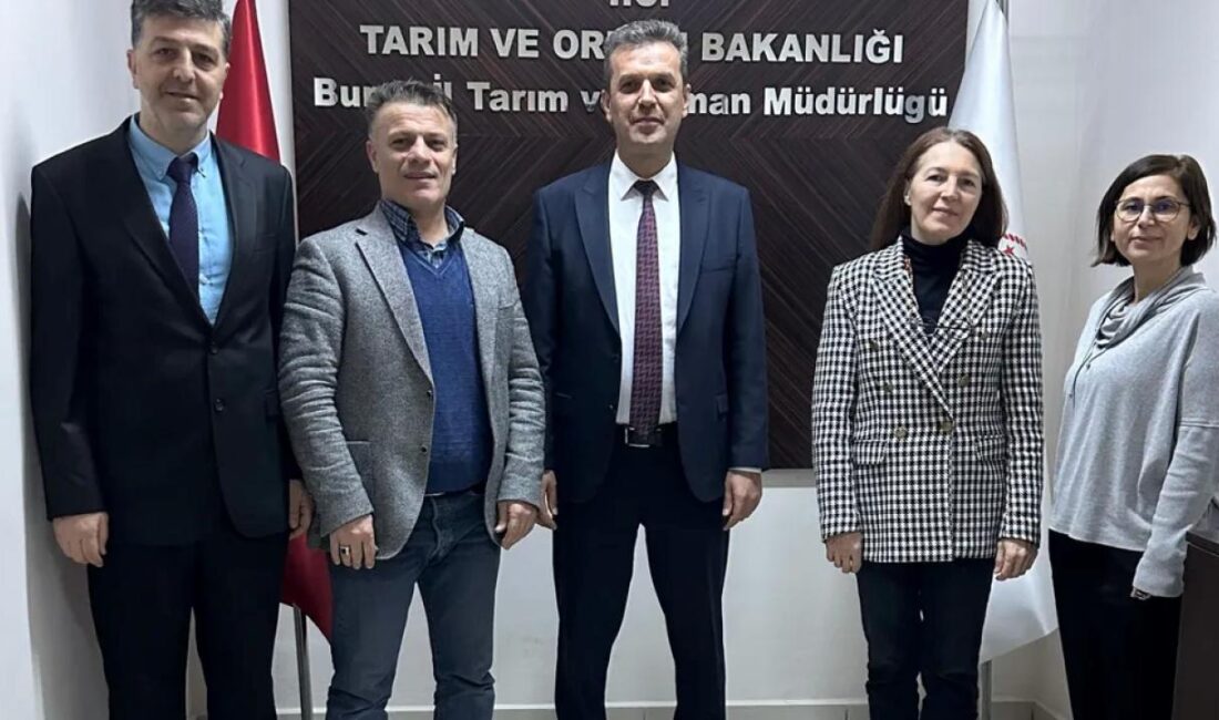 Bursa Büyükşehir Belediyesi yöneticileri, tarımsal faaliyet gösteren kurumların birbiriyle uyumlu