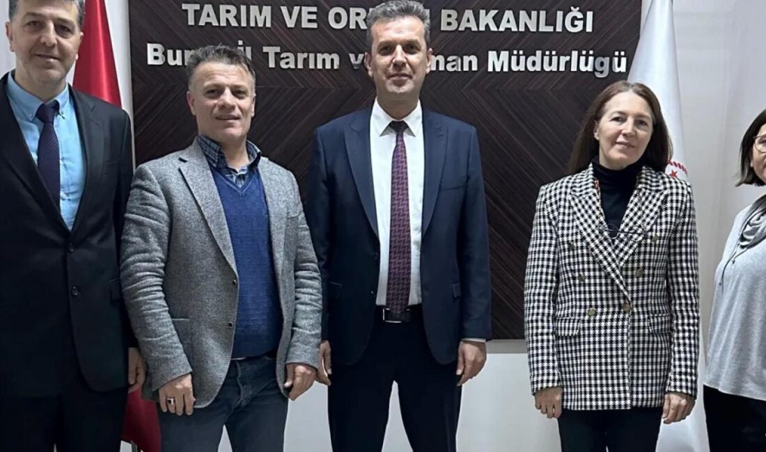 Bursa Büyükşehir Belediyesi yöneticileri, tarımsal faaliyet gösteren kurumların birbiriyle uyumlu