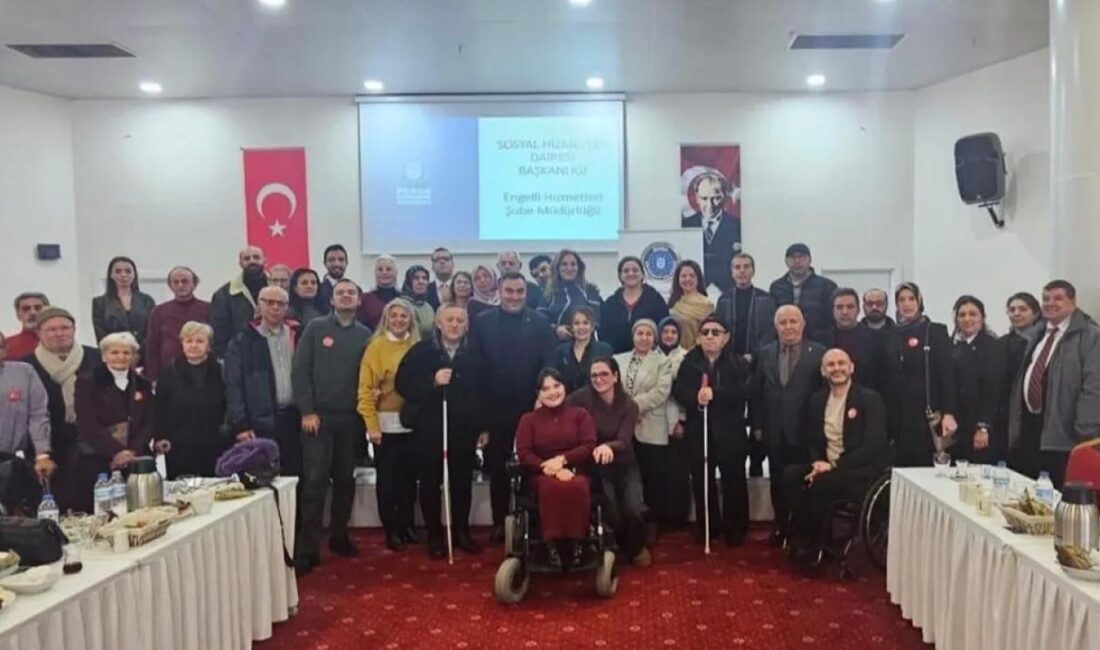 Bursa Büyükşehir Belediyesi’nin 2025 Stratejik Planı kapsamındaki toplantısında konuşan Özel