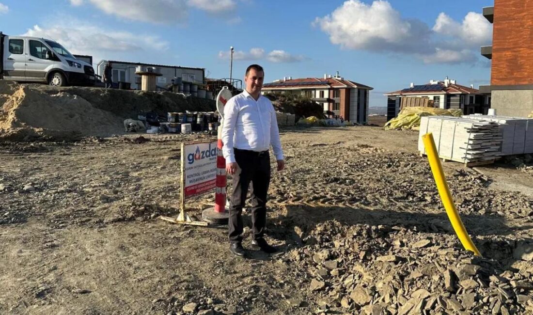 Edirne'de Yenimuhacır Belediye Başkanı Tamer Kıral, Atatürk Mahallesi’nde yapımı devam