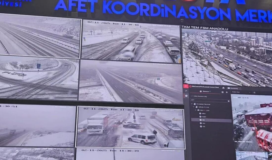 İstanbul’un bazı ilçelerinde sabah saatlerinden itibaren aralıklarla etkisini sürdüren yoğun