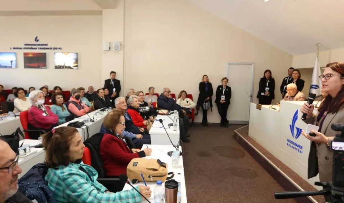 İzmir'de Güzelbahçe Belediyesi, Güzelbahçe Kent Konseyi ve Ege Geriatri Derneği