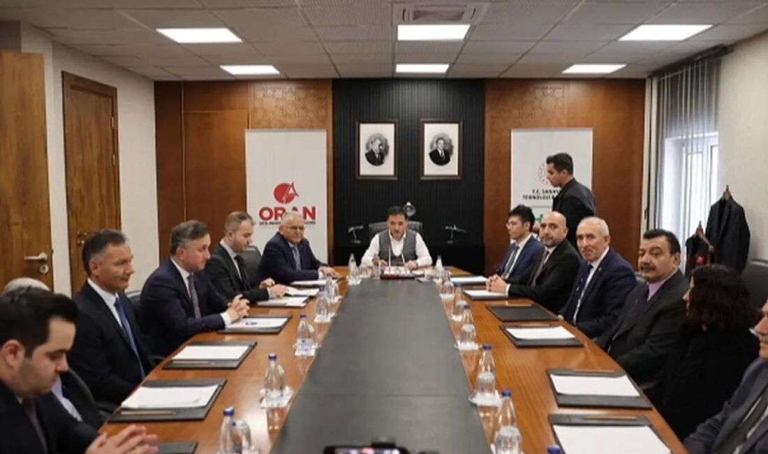 Kayseri Büyükşehir Belediye Başkanı Dr. Memduh Büyükkılıç, Kayseri Valisi Gökmen