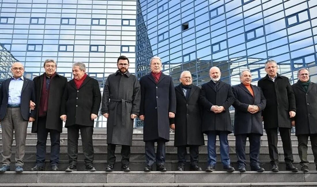 Kayseri Büyükşehir Belediye Başkanı Dr. Memduh Büyükkılıç, TBMM Milli Savunma