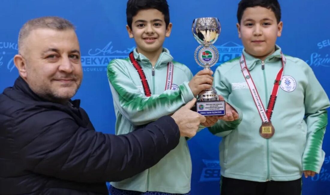 Konya Selçuklu Belediyesi ev sahipliğinde düzenlenen ‘Masa Tenisi Minikler Bölge