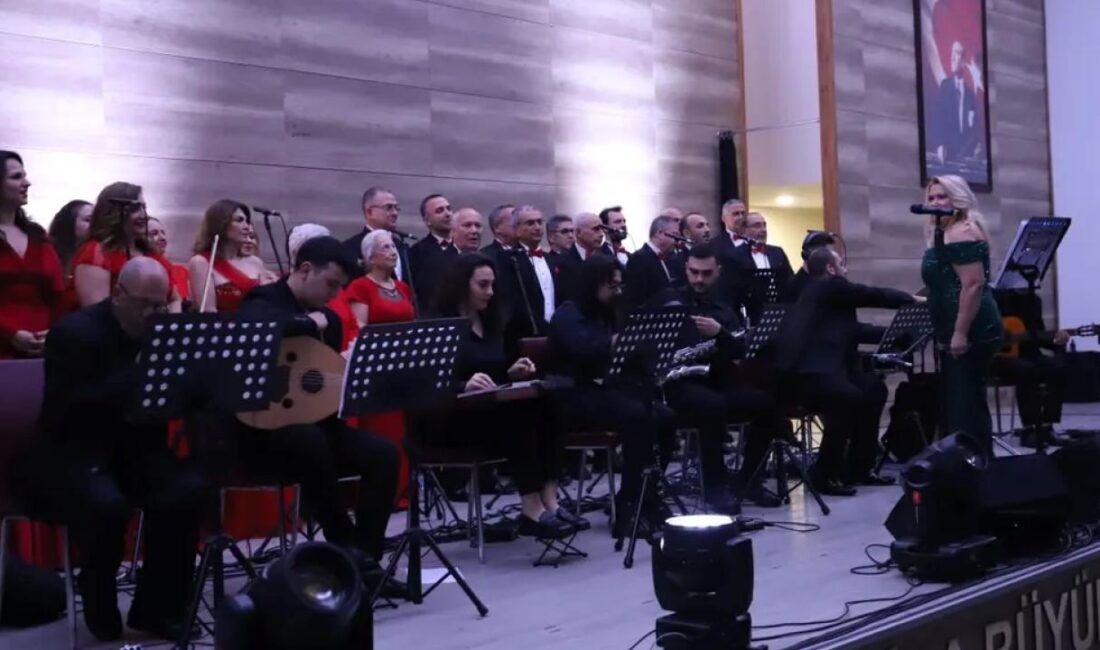 Manisa Büyükşehir Belediyesi, kültürel ve sanatsal faaliyetler kapsamında Alaşehir’de Türk