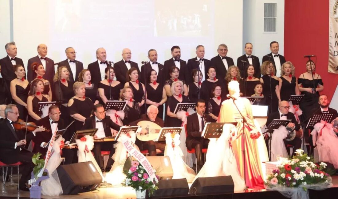 Manisa Büyükşehir Belediyesi'nin ev sahipliğinde, Kültür Merkezi Lale Salonu'nda düzenlenen