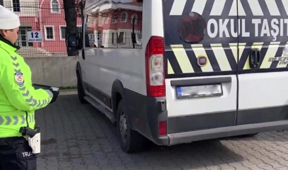 İçişleri Bakanlığı'nca jandarma ve emniyet bünyesindeki trafik ekiplerince okul servis