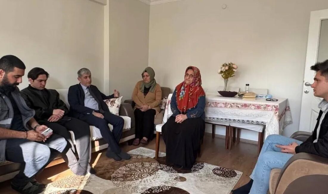 Sakarya Büyükşehir Belediyesi sosyal hizmet ekipleri her ay yüreklere dokundukları