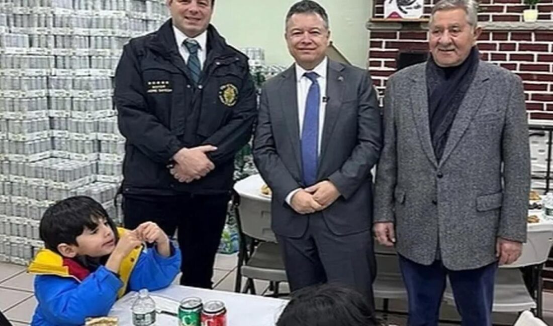 New York Başkonsolosu Muhittin Ahmet Yazal, Paterson’da düzenlenen iftar programına