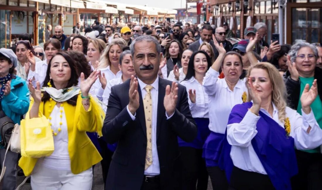 Doğayı koruma bilinci ve kültürel mirası yaşatma vurgusuyla düzenlenen Adalar Mimoza