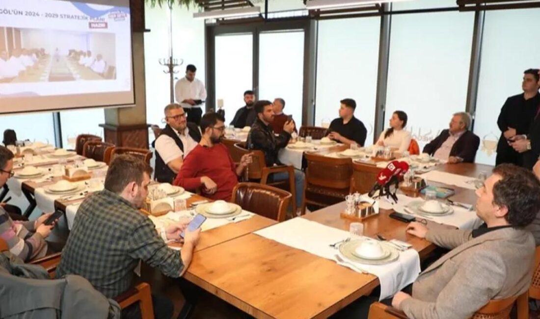 Bursa İnegöl Belediye Başkanı Alper Taban, İnegöllü basın mensuplarıyla Gastro