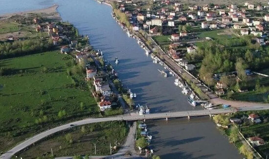 Sakarya Büyükşehir Belediye Başkanı Yusuf Alemdar, ilçe ziyaretleri kapsamında Karasu’yu