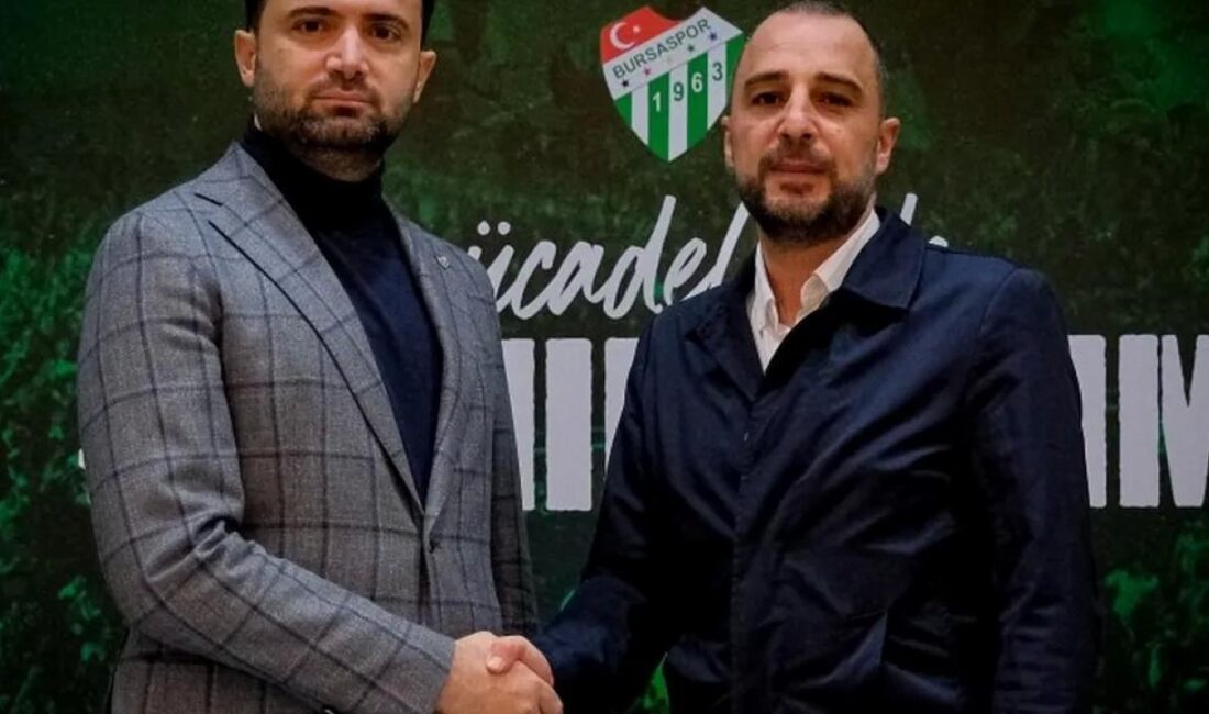 Bursaspor Kulübü, Teknik Direktörlük için Adem Çağlayan ile anlaştı.
