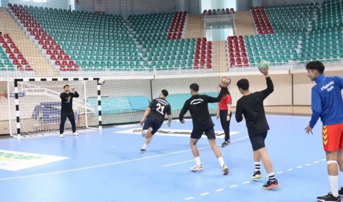 Mücadele ettiği ligi namağlup bitirerek 1. Lig’e çıkan Diyarbakır Büyükşehir