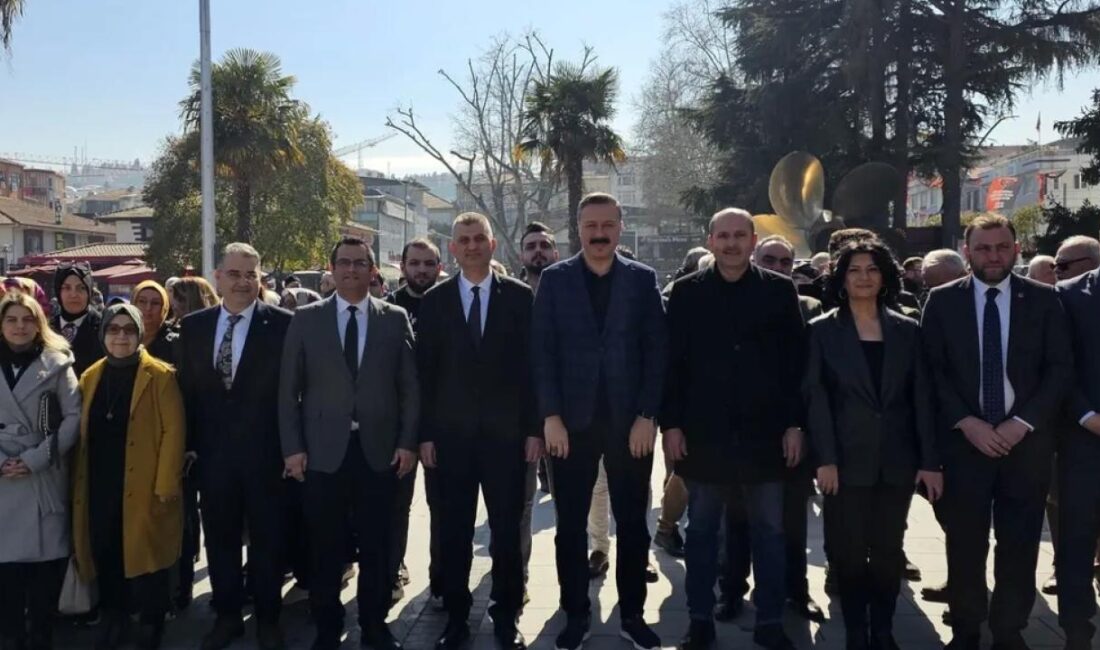Kocaeli İzmit Gölcük Anıtpark’ta depreme karşı dayanıklı binalar konusunda bilinci
