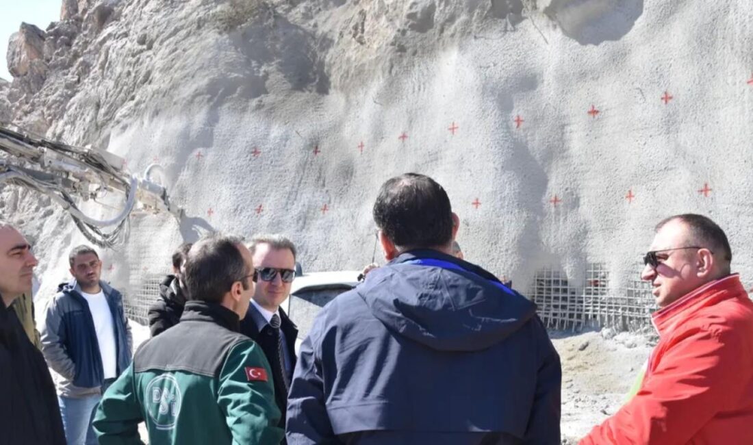 DSİ Çoruh Projeleri 26. Bölge Müdürü Sinan Yıldız ve beraberindeki