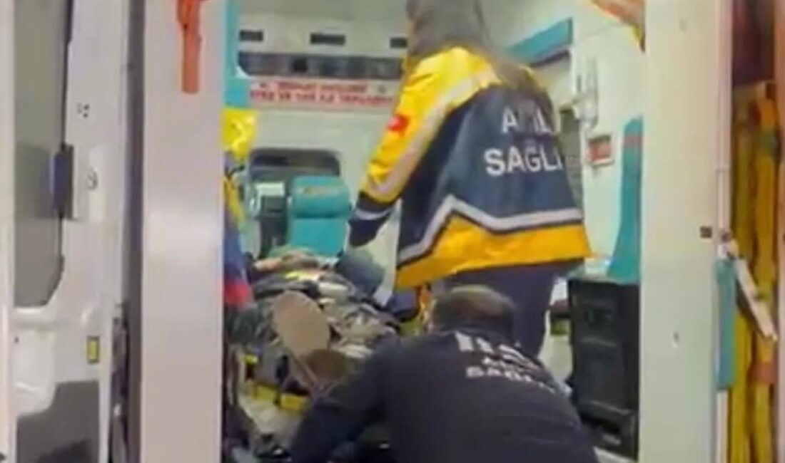 Düzce'de meydana gelen kazada motosiklet ile otomobil çarpıştı. Çarpışmanın etkisiyle