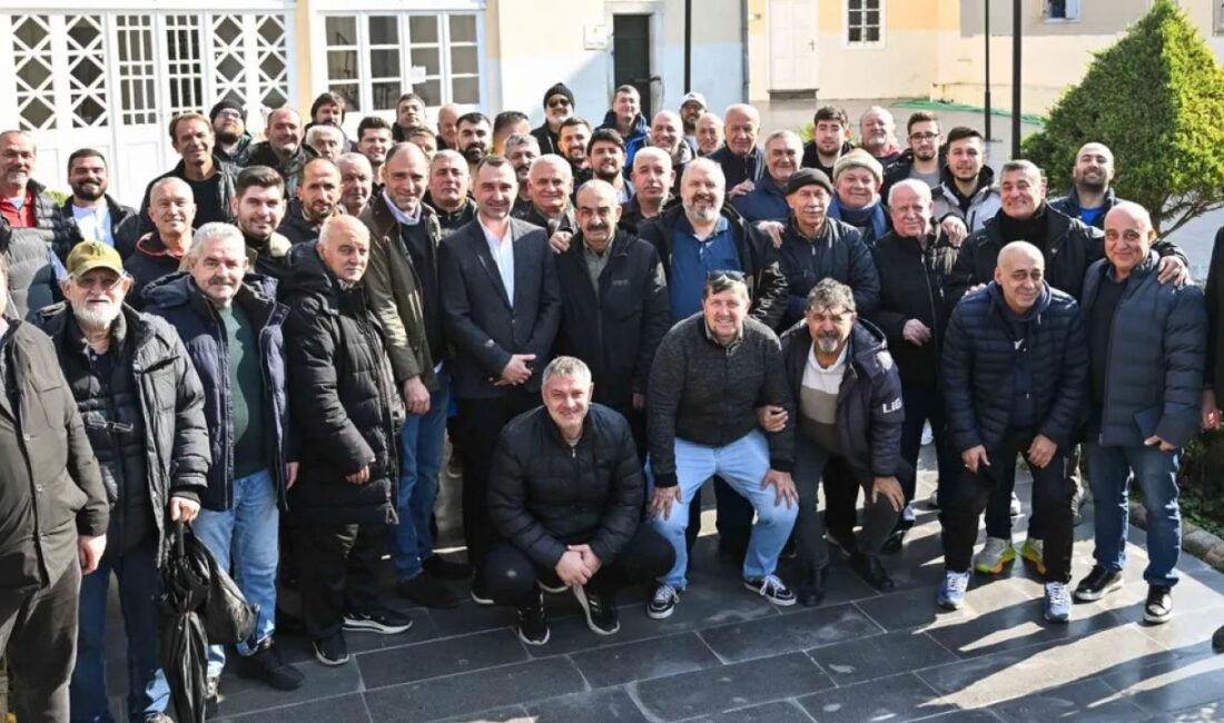 İzmir Bornova Belediyesi, ilçede faaliyet gösteren amatör spor kulüplerini bir