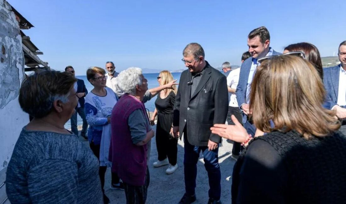 İzmir Büyükşehir Belediye Başkanı Dr. Cemil Tugay, Foça Belediye Başkanı