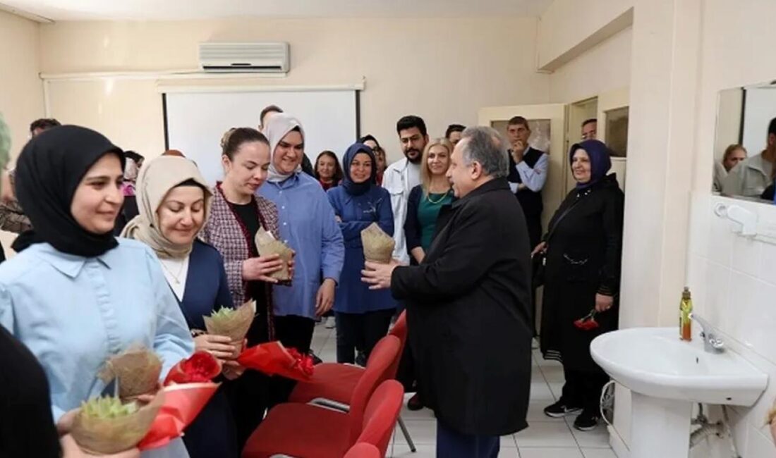 Kayseri Talas Belediyesi, 14 Mart Tıp Bayramı’nda tıp şehitleri ve