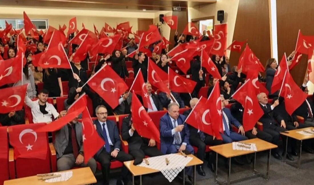 Kayseri Talas Belediyesi ev sahipliğinde düzenlenen programla bağımsızlık mücadelesinin önemli