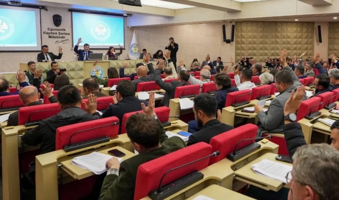 Manisa Büyükşehir Belediye Başkanı Mimar Ferdi Zeyrek, Mart ayı Büyükşehir