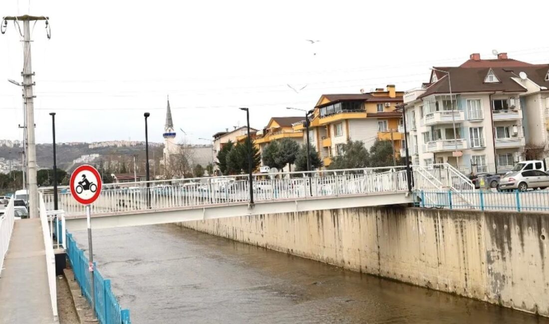 Kocaeli Büyükşehir Belediyesi, Yahya Kaptan Mahallesi Akarca Köprüsü’nde yapımı tamamlanan