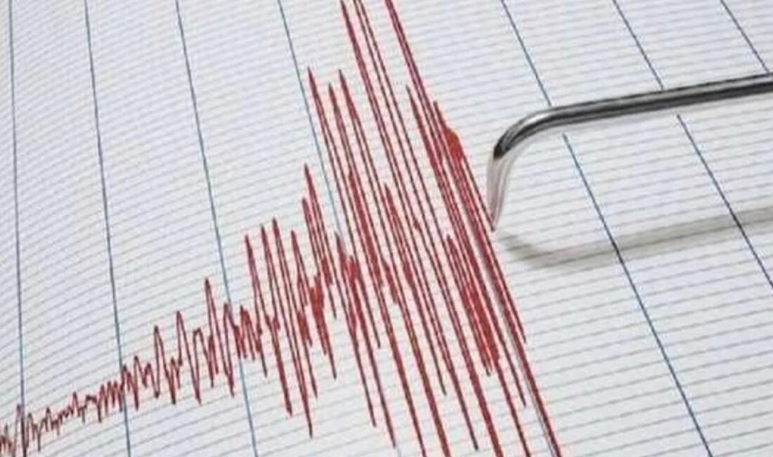 AFAD'dan alınan bilgiye göre, merkez üssü Malatya Pütürge'de 3,8 büyüklüğünde