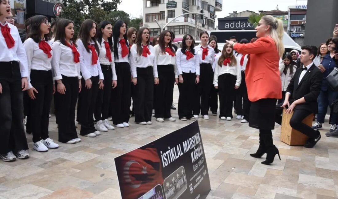 Manisa Büyükşehir Belediyesi, 12 Mart İstiklal Marşı’nın kabulü nedeniyle anlamlı