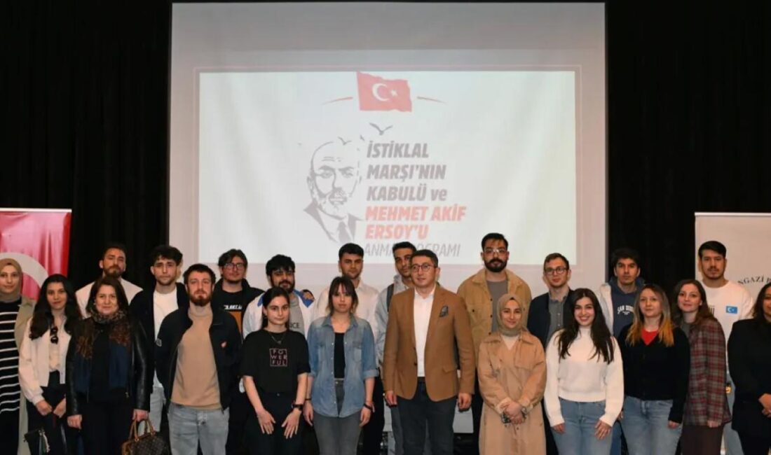 Bursa'da Osmangazi Belediyesi, İstiklal Marşı’nın kabul edilişinin 104’üncü yıl dönümünde,