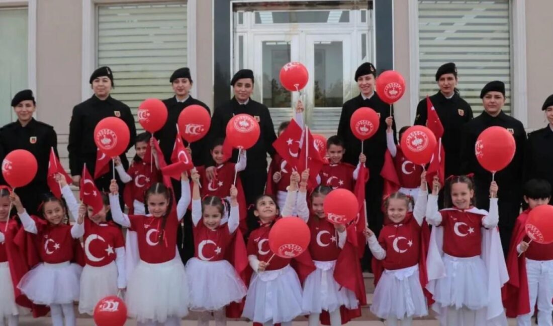 İzmir’in Gaziemir ilçesinde bulunan bir anaokulunda eğitim gören 6 yaşındaki