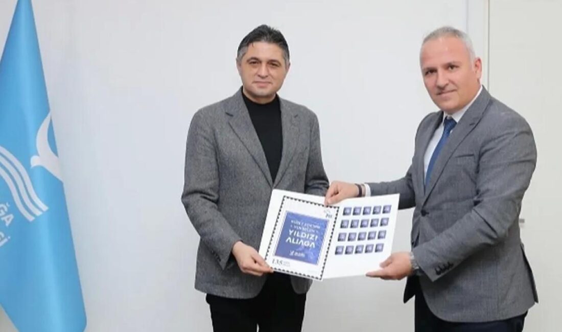 PTT Genel Müdürlüğü tarafından Aliağa’ya özel posta pulu basıldı. Üzerinde
