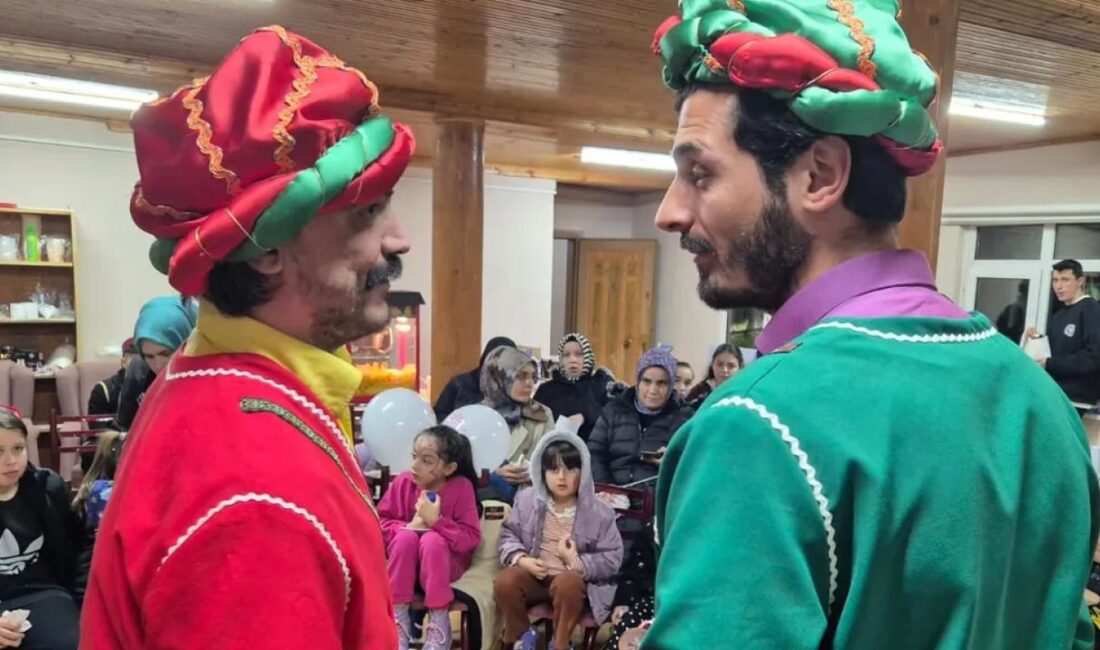 Kocaeli'de Gölcük Belediyesi tarafından düzenlenen geleneksel Ramazan Ayı Çocuk Şenliği,