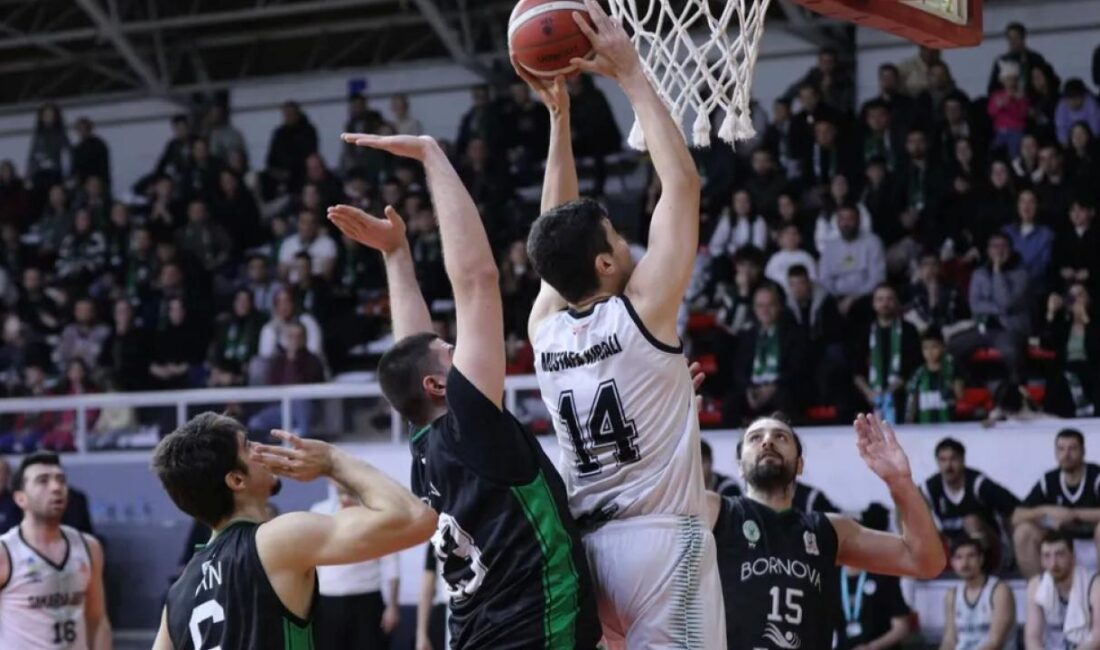 Sakarya Erkekler Basketbol 2.Ligi Play-Off elemelerinin ilk mücadelesini kazanarak turu